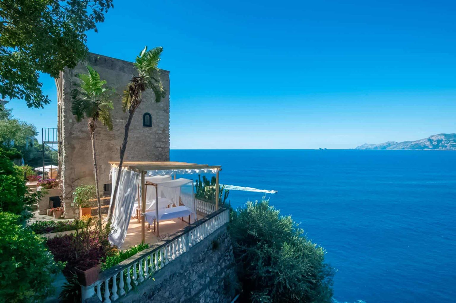 Breathtaking view from the balcony of Villa Lilly overlooking Positano to Capri.