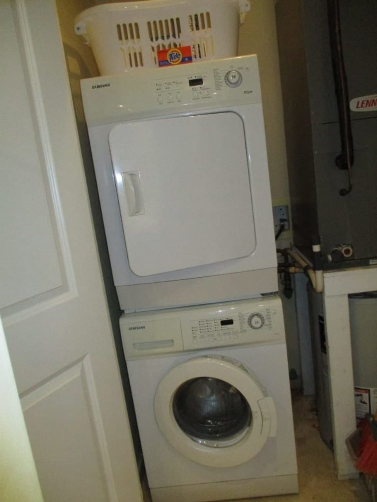 Waschmaschine und Trockner in der Einheit: Premium Suite mit 1 Schlafzimmer im Atrium Resort