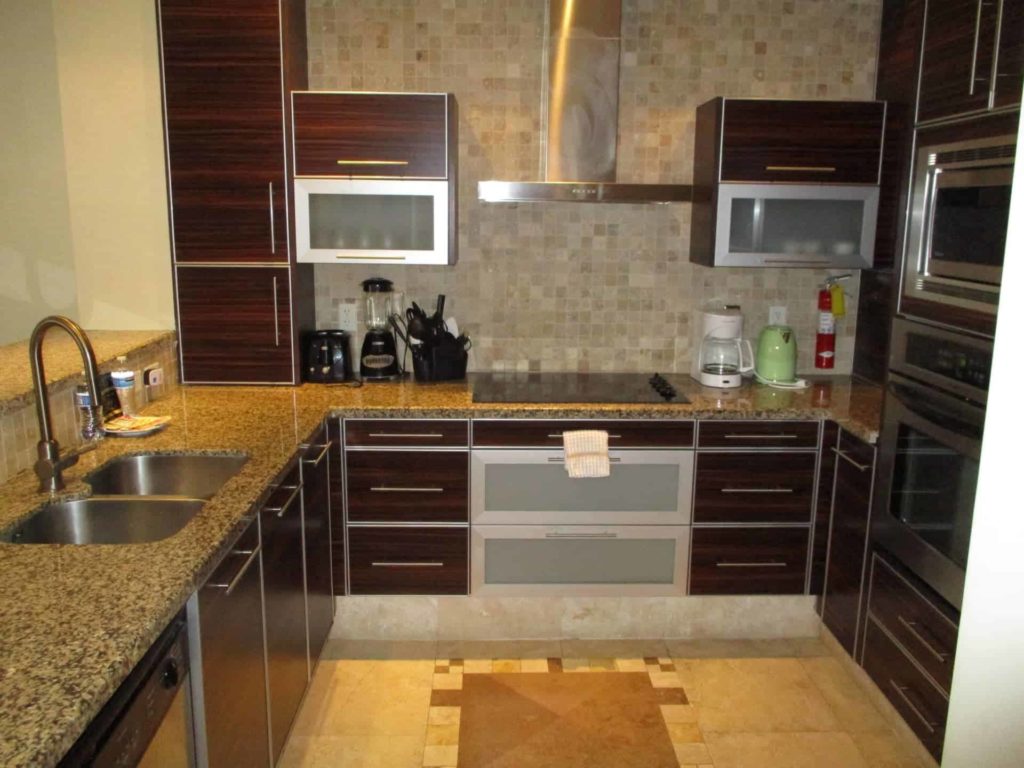 Spacious full kitchen: 4 Bedroom Penthouse at The Atrium Resort