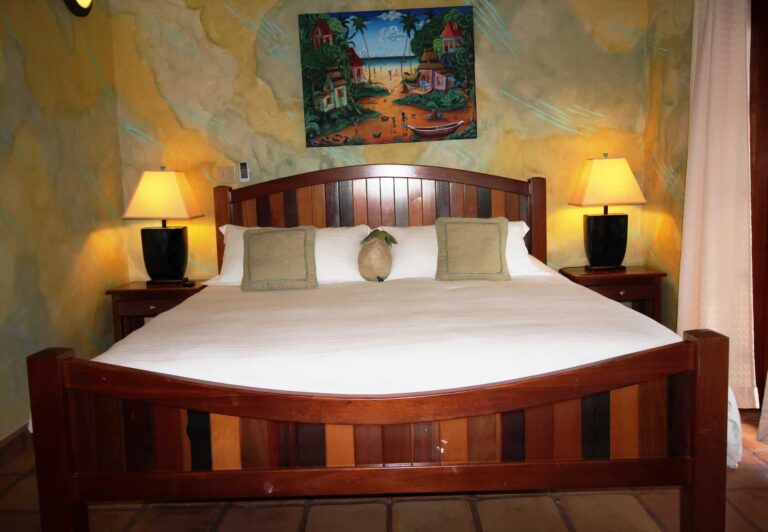 Sea View Garden Villa Bedroom with king bed