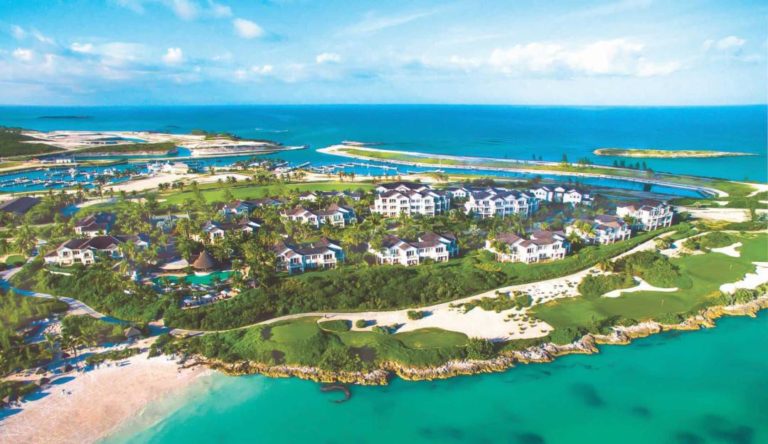 Grand Isle Resort villas y playas en el Océano Atlántico.