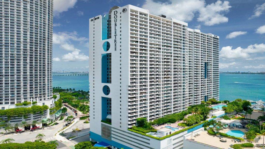 Grand Hotel Biscaye Bay exterior tower view