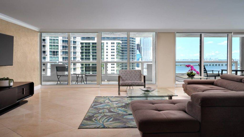 Suite living room with ocean view in Grand Hotel Biscaye Bay