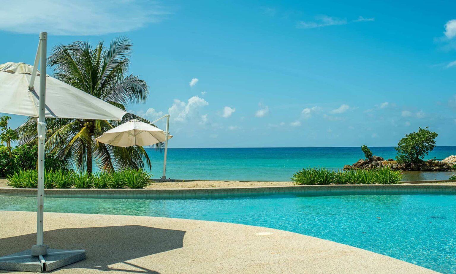 Seaside pool overlooking the beach at Bessa Resort