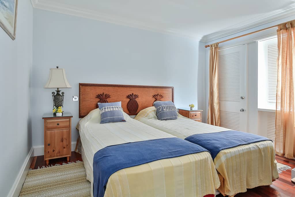 Double twin beds in guest suite: Cap Cove 3 Bedroom Villa