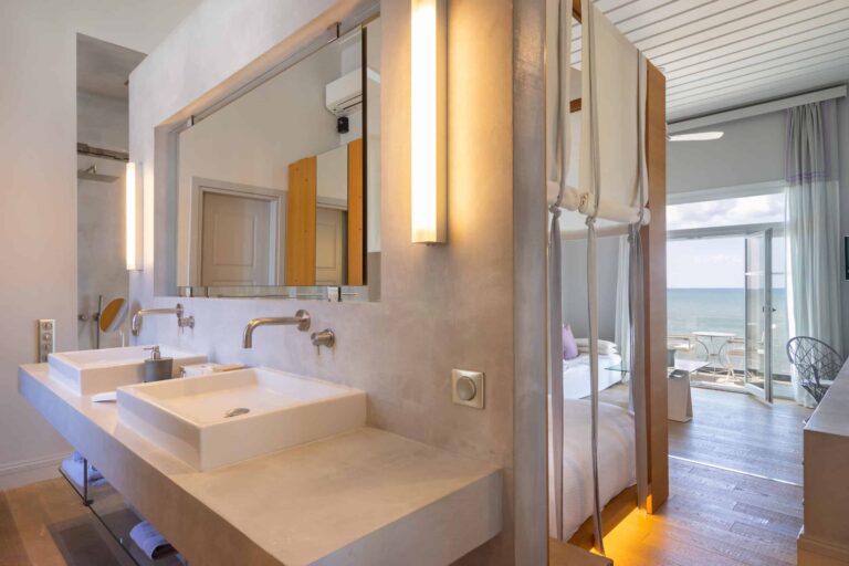 Dexamenes Beachfront Villa’s Suite double sinks
