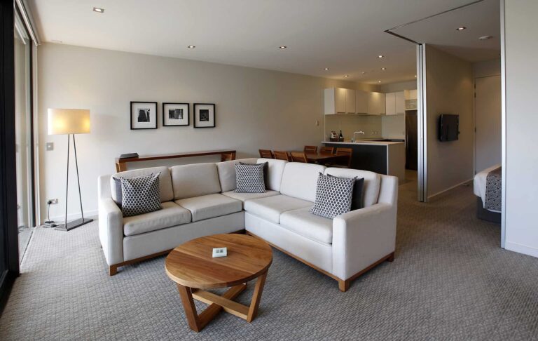 Apartamento Superior con sofá seccional