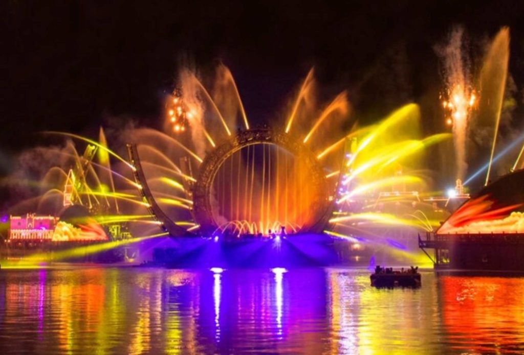 Fountains of the Harmonious Nighttime Show at EPCOT