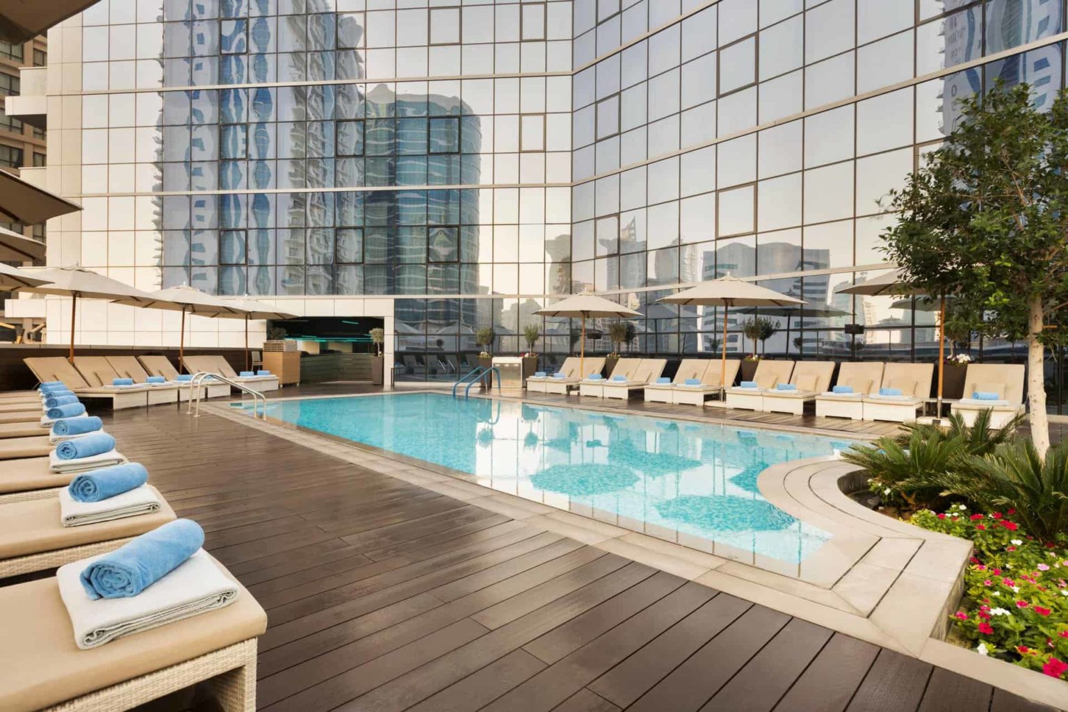 TRYP by Wyndham Dubai hotel outdoor swimming pool