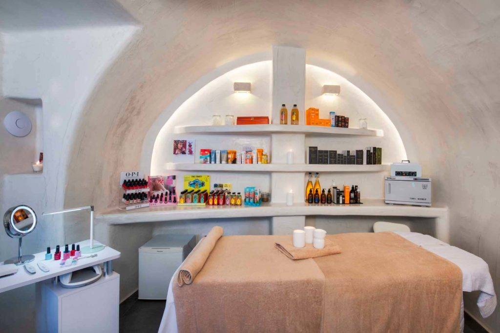 Sala de masajes en el spa Athina Luxury Suites