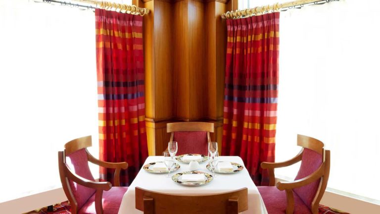 Lautrec Restaurant - set restaurant table and chairs | Nemacolin