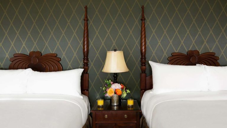 Lodge Habitación doble - habitación resort con 2 camas queen | nemacolina