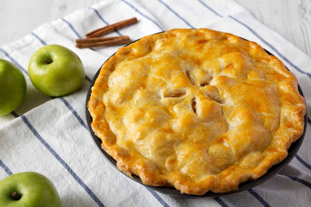 Thanksgiving dessert homemade apple pie